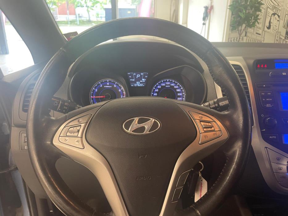 HYUNDAI ix20 2012