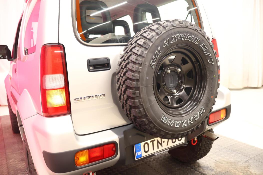 SUZUKI Jimny 2012