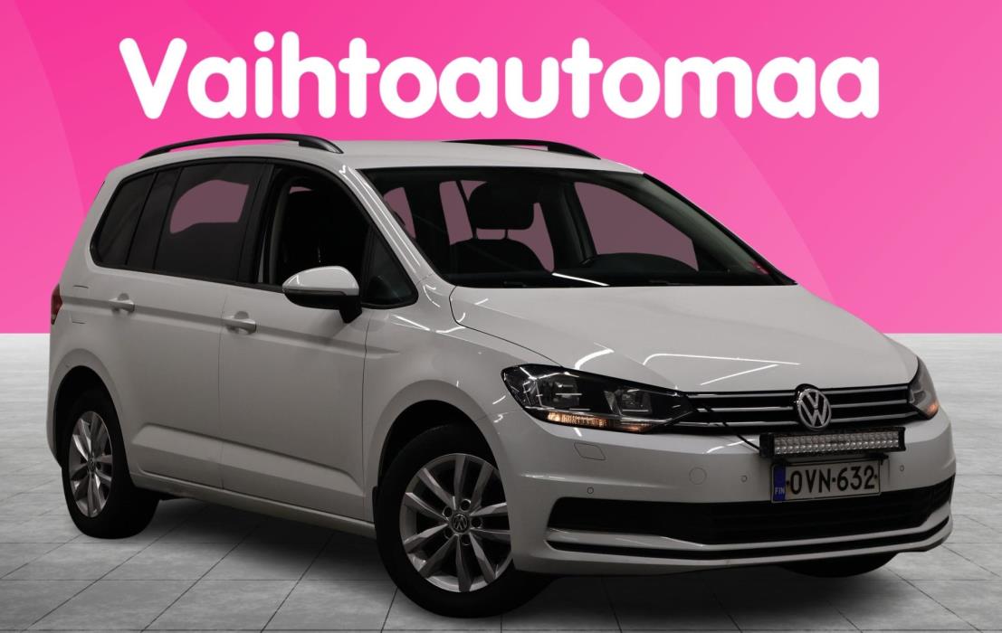 VOLKSWAGEN Touran 2017