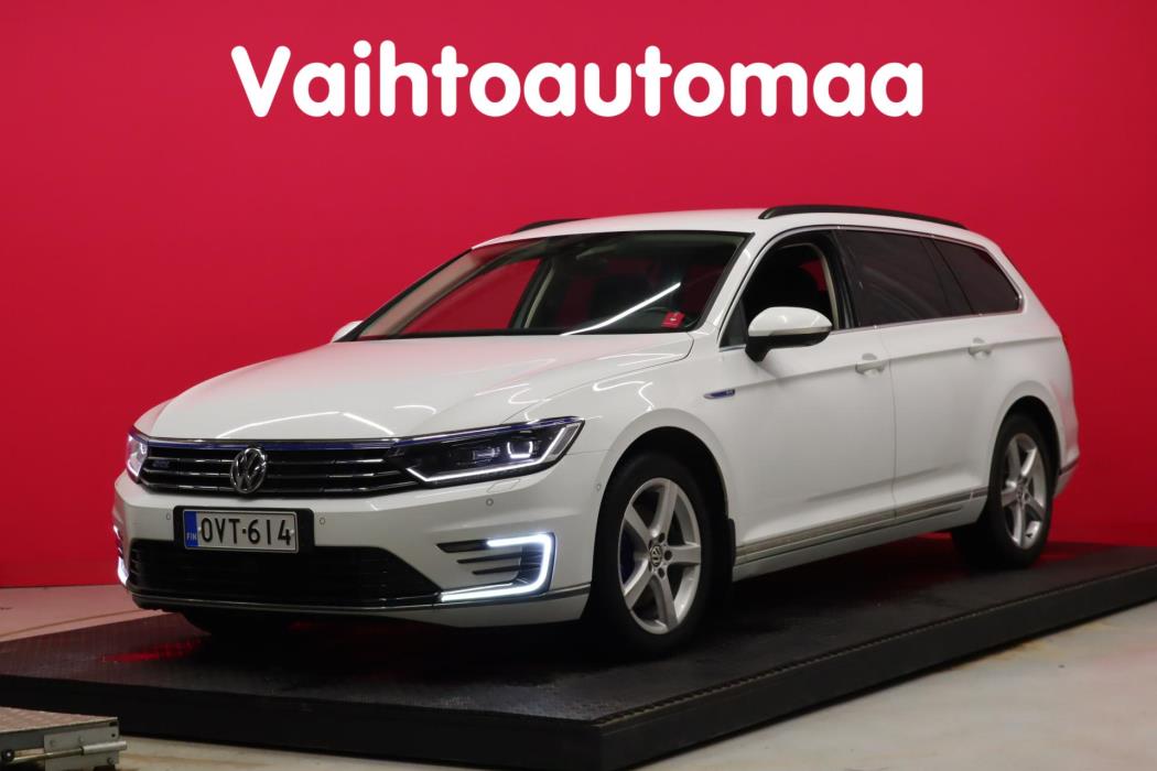 VOLKSWAGEN Passat 2017