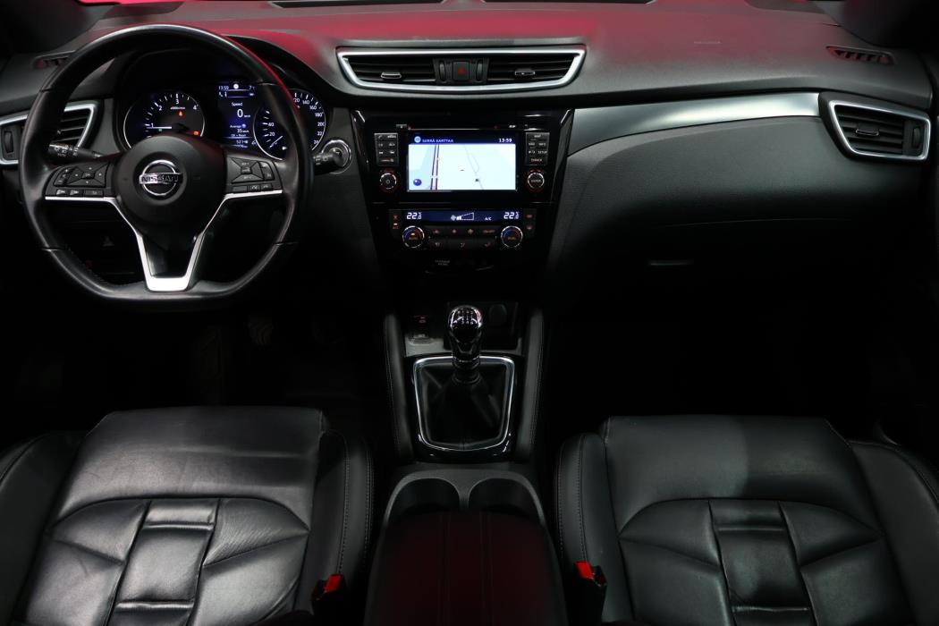 NISSAN Qashqai 2018