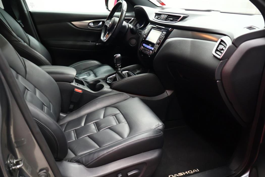NISSAN Qashqai 2018