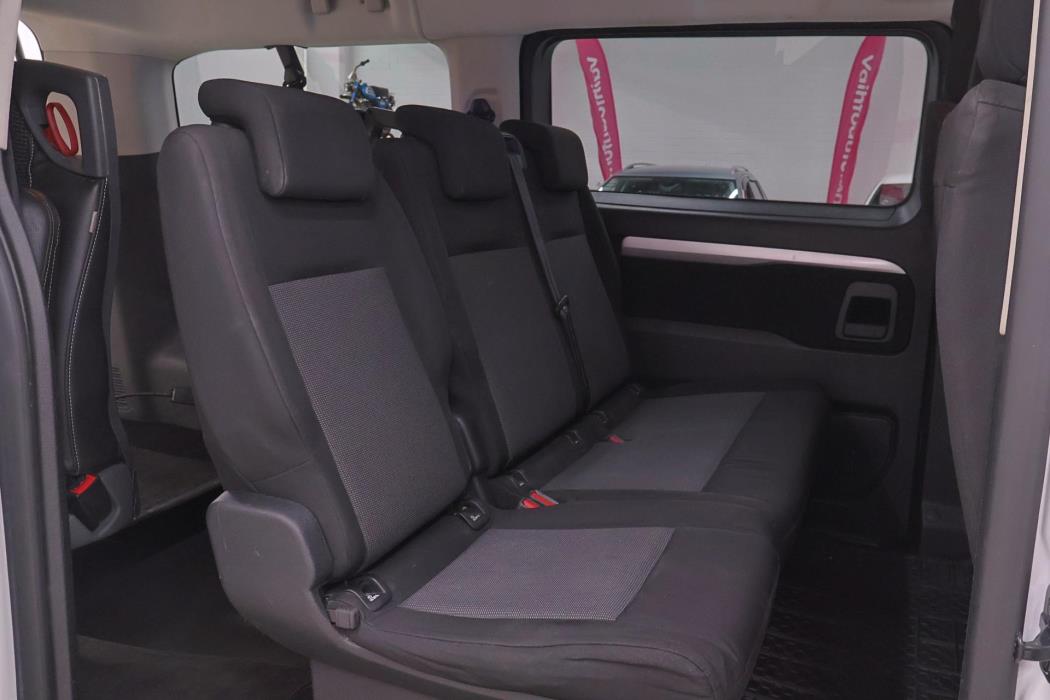 PEUGEOT Traveller 2019
