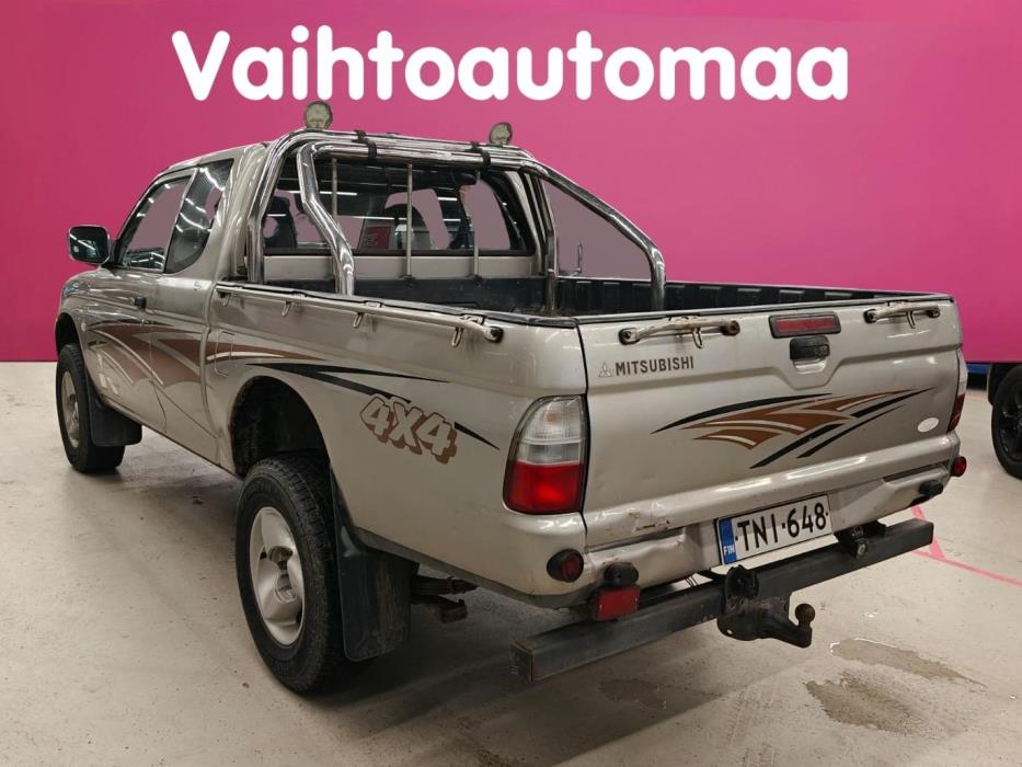 MITSUBISHI L200 2005