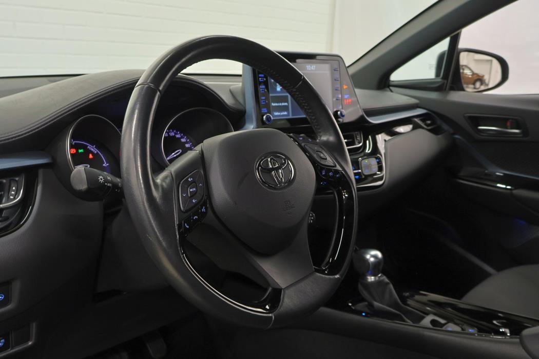 TOYOTA C-HR 2022