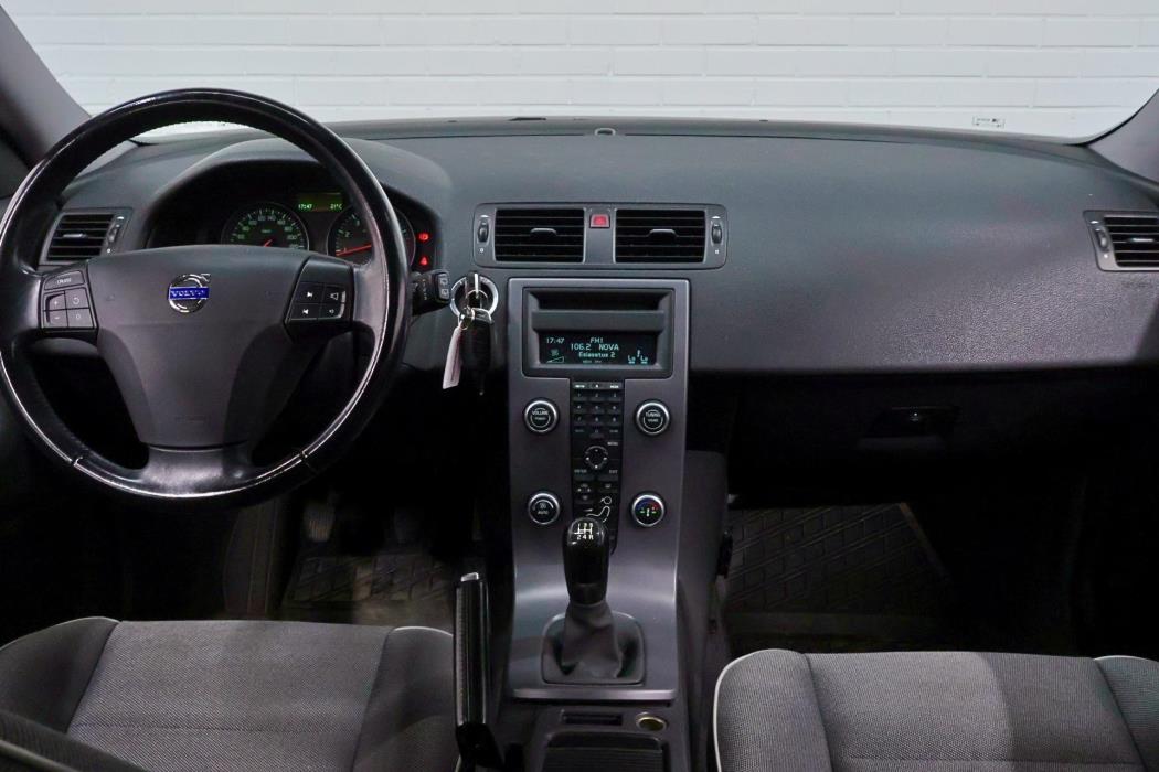 VOLVO C30 2008