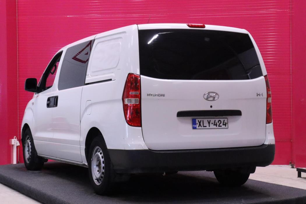 HYUNDAI H1 Van 2010