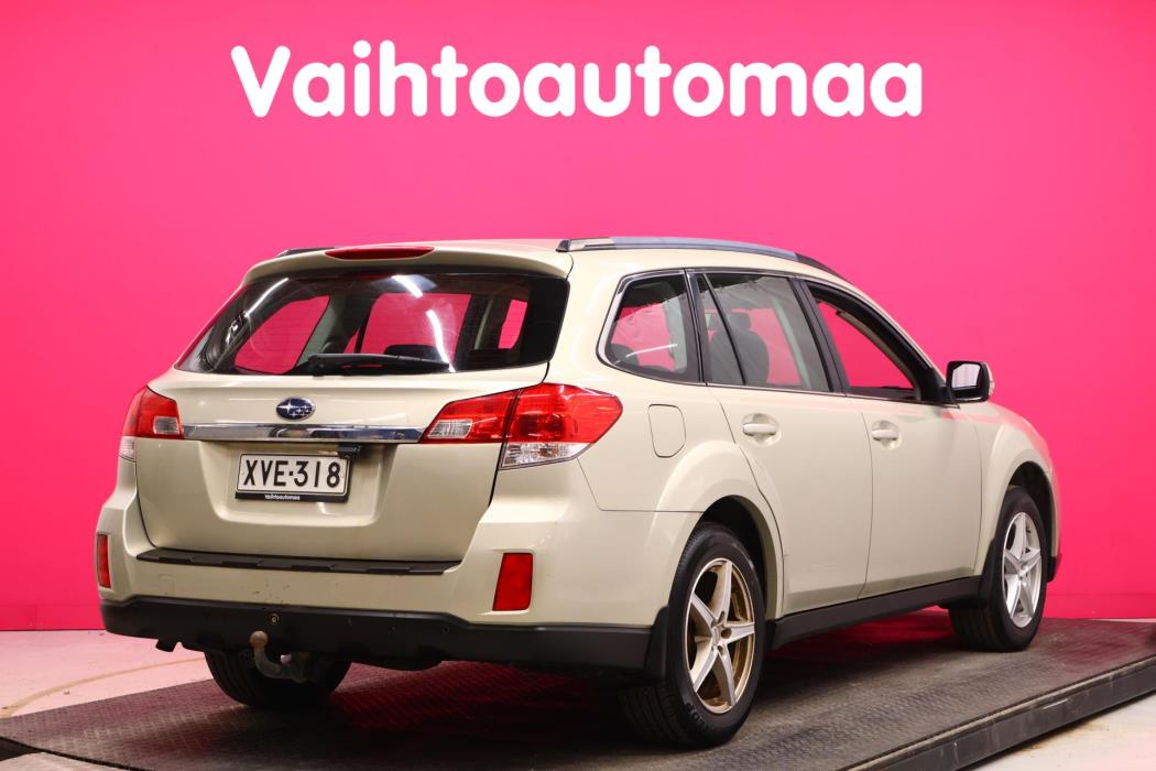 SUBARU Outback 2010
