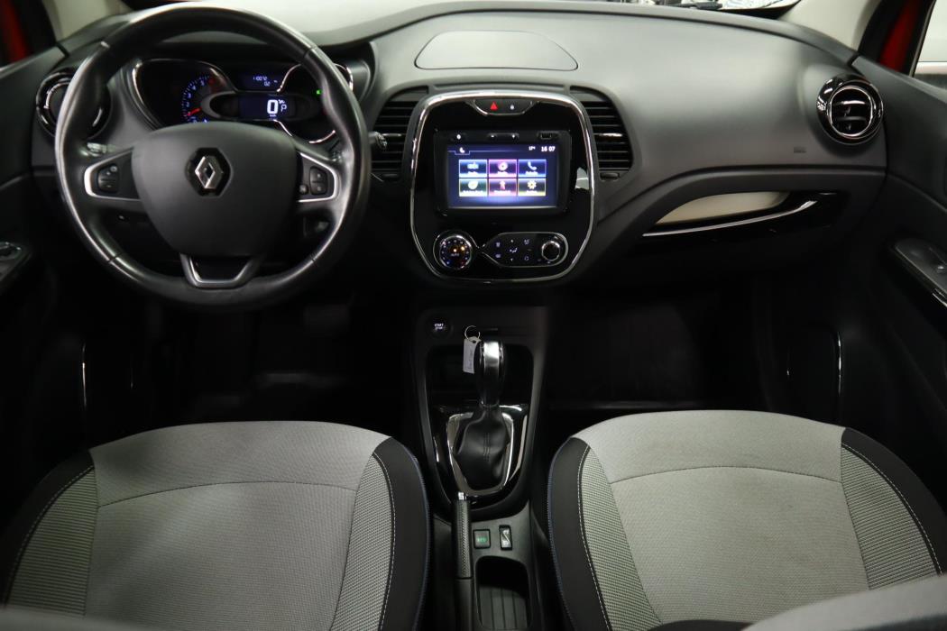 RENAULT Captur 2016