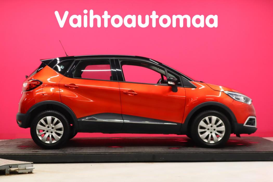 RENAULT Captur 2016