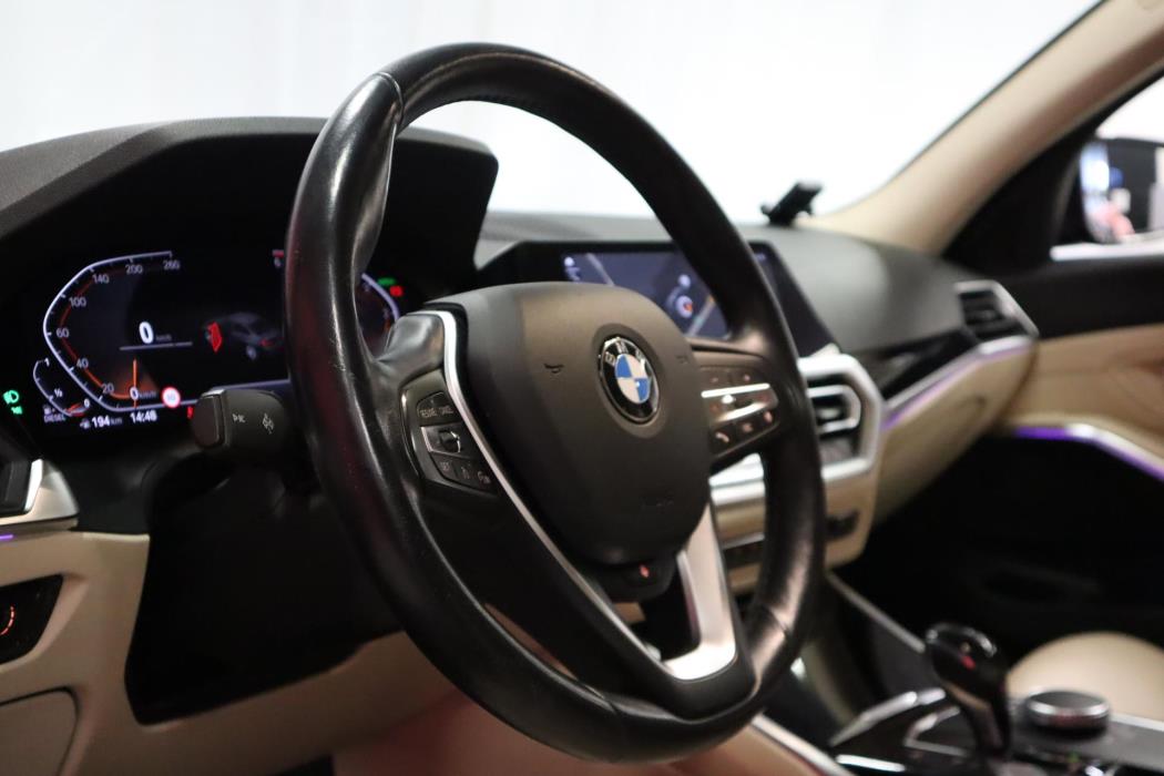 BMW 320 2019