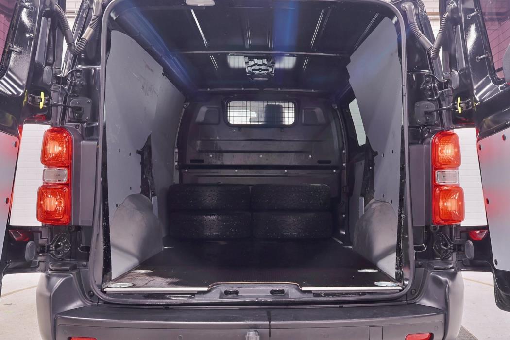 TOYOTA Proace 2020