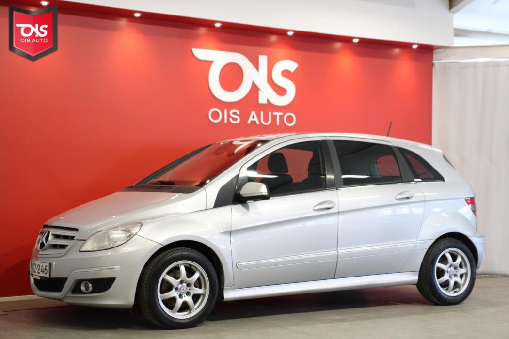 MERCEDES-BENZ B 2010