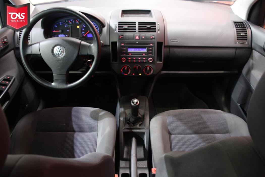 VOLKSWAGEN Polo 2008