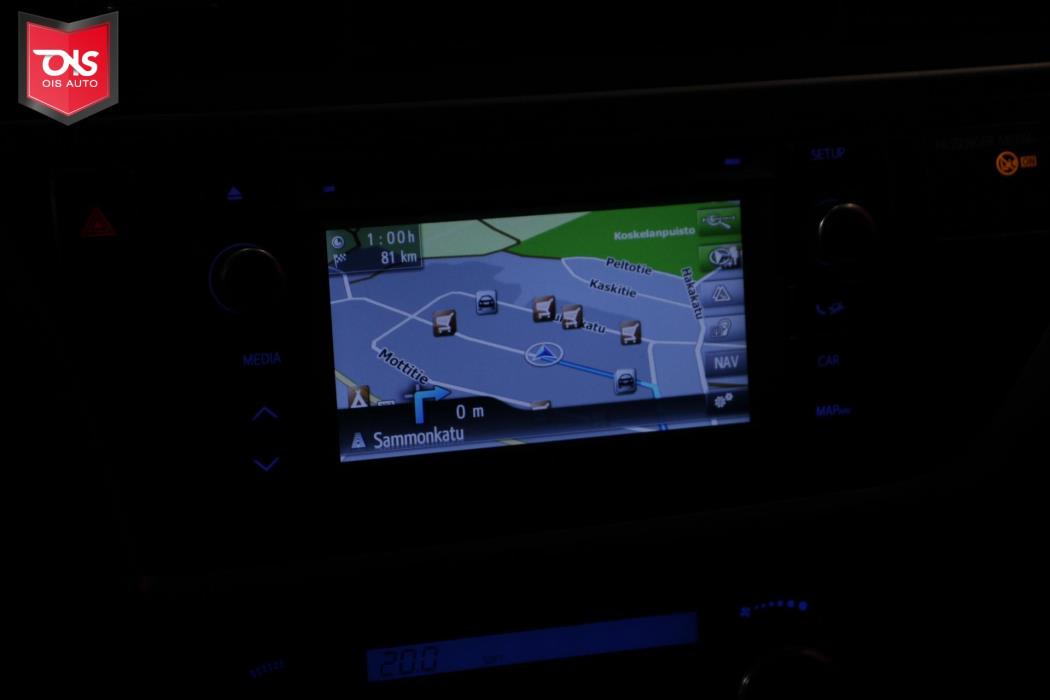 TOYOTA Auris 2015