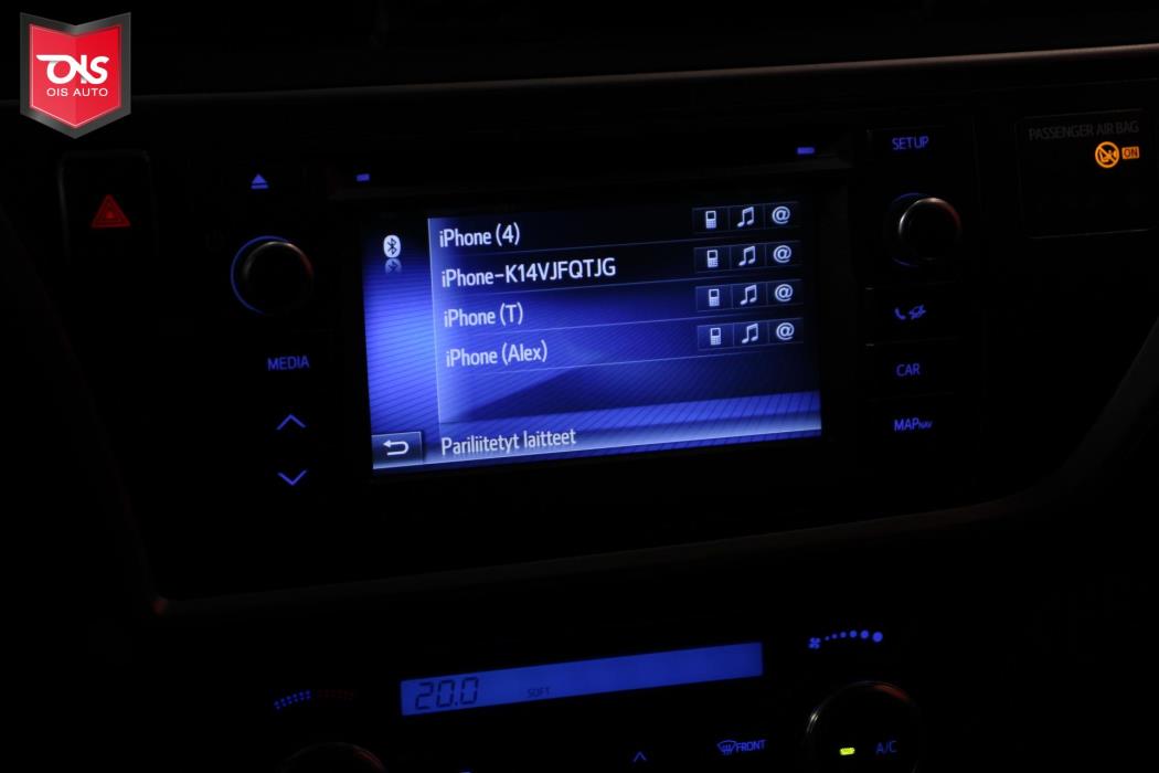 TOYOTA Auris 2015