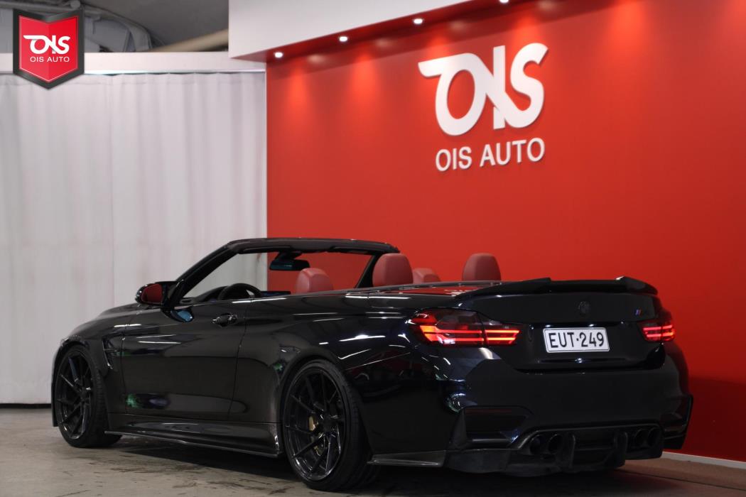 BMW M4 2015