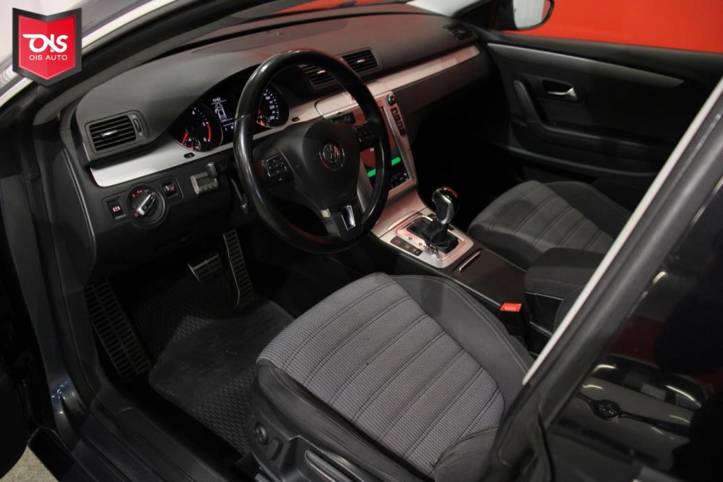 VOLKSWAGEN Passat CC 2009