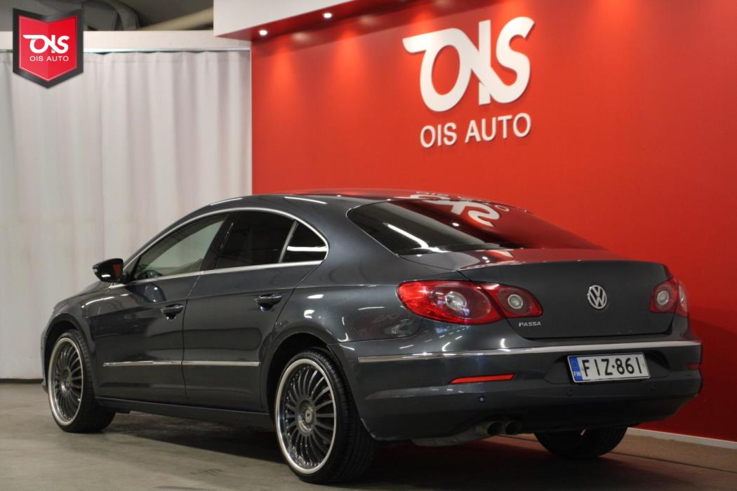 VOLKSWAGEN Passat CC 2009