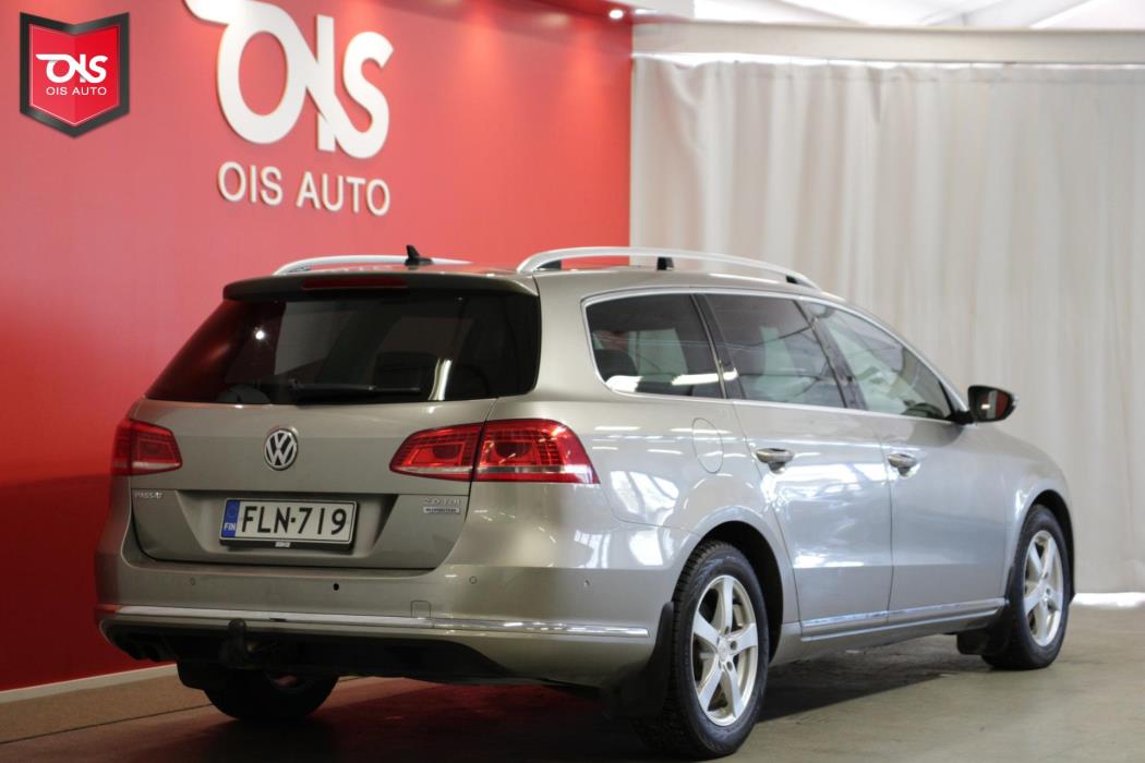 VOLKSWAGEN Passat 2014