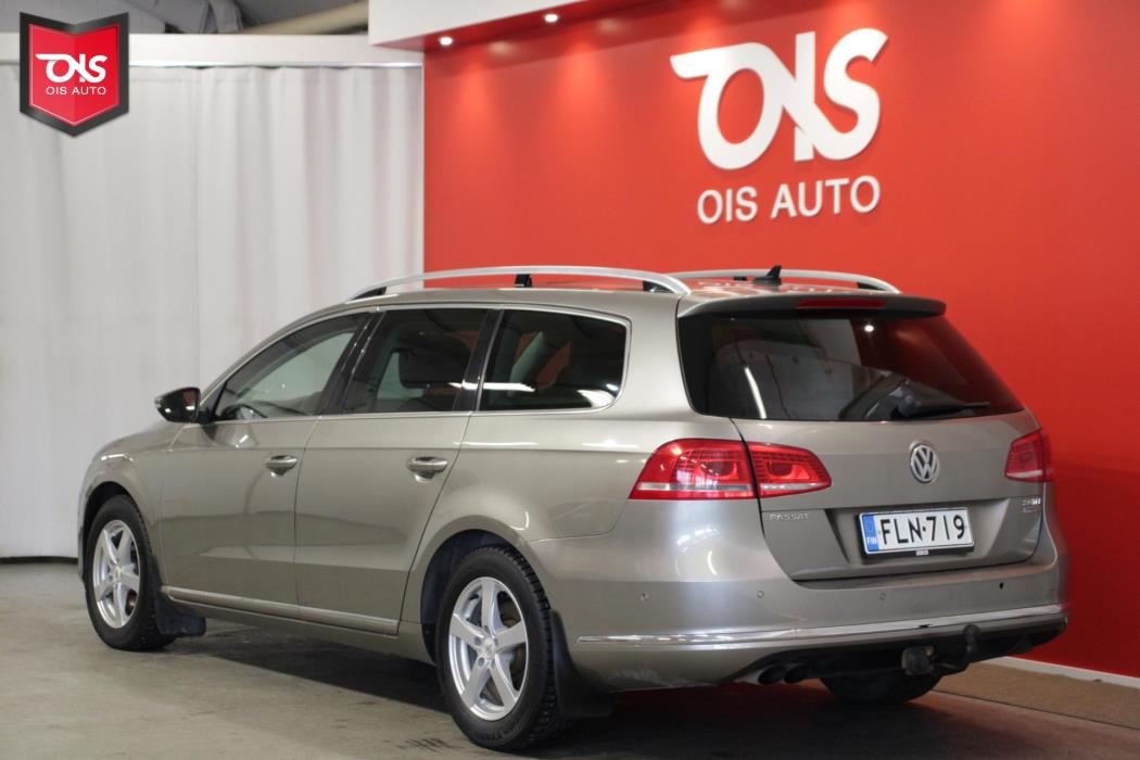 VOLKSWAGEN Passat 2014