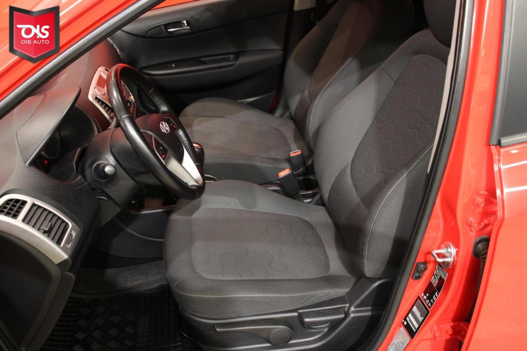 HYUNDAI i20 2011