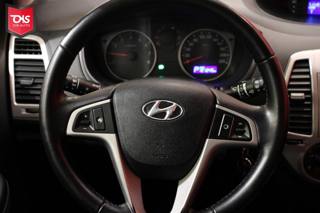 HYUNDAI i20 2011