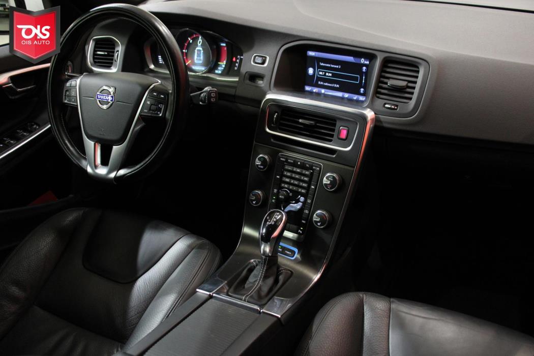 VOLVO V60 2014