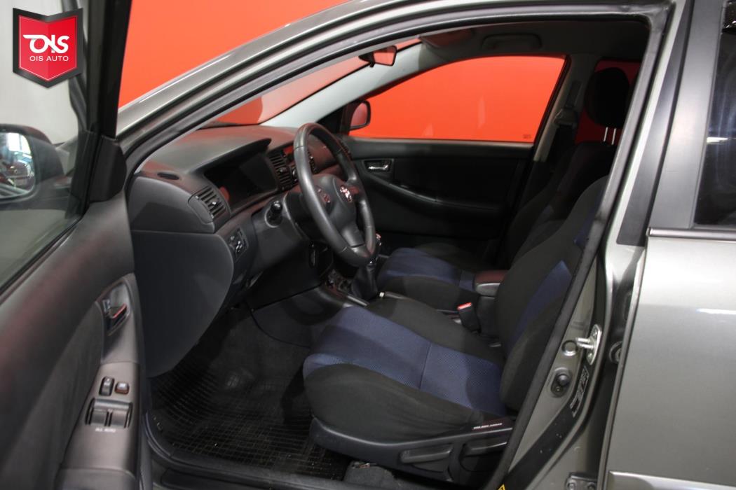 TOYOTA Corolla 2005