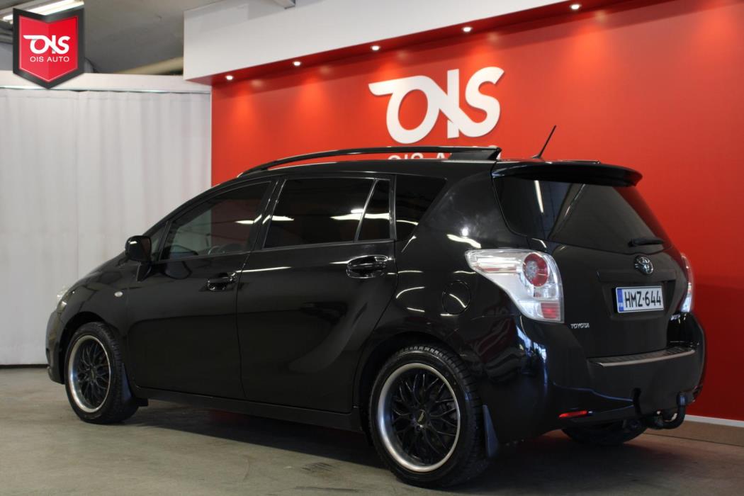 TOYOTA Verso 2010