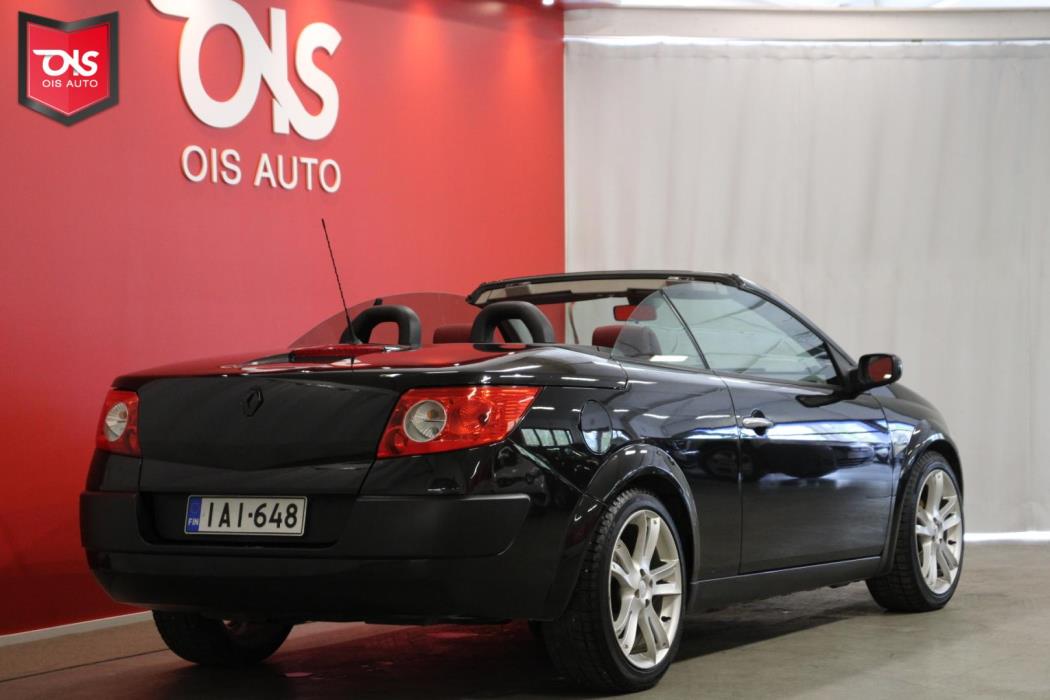 RENAULT Megane 2004