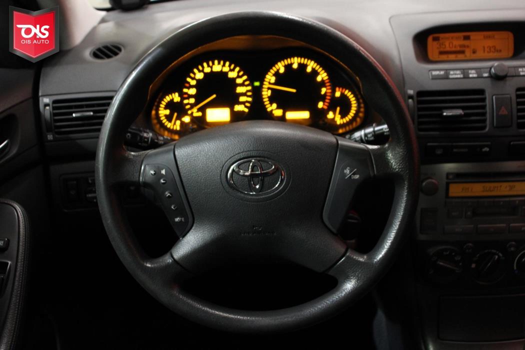 TOYOTA Avensis 2003