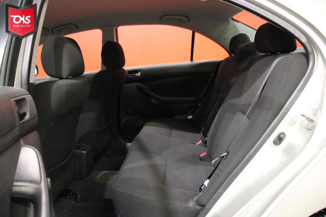 TOYOTA Avensis 2003