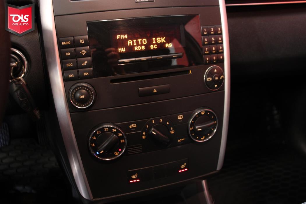 MERCEDES-BENZ B 2006