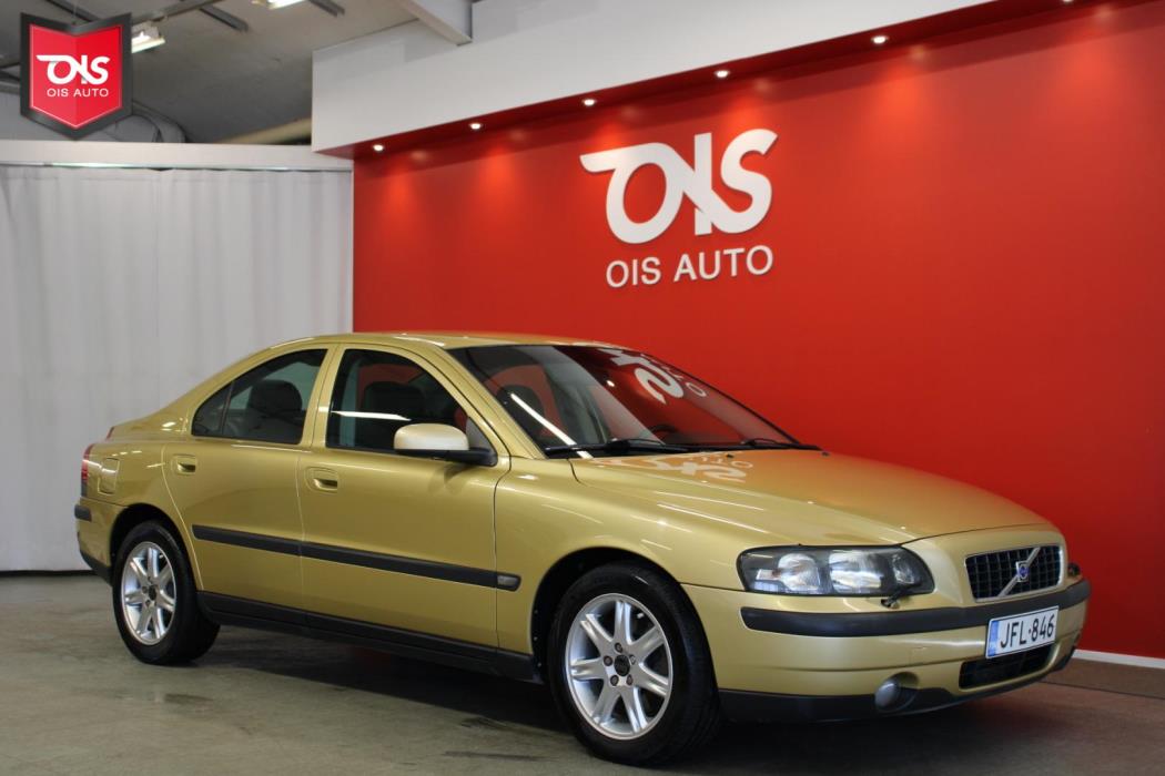 VOLVO S60 2004