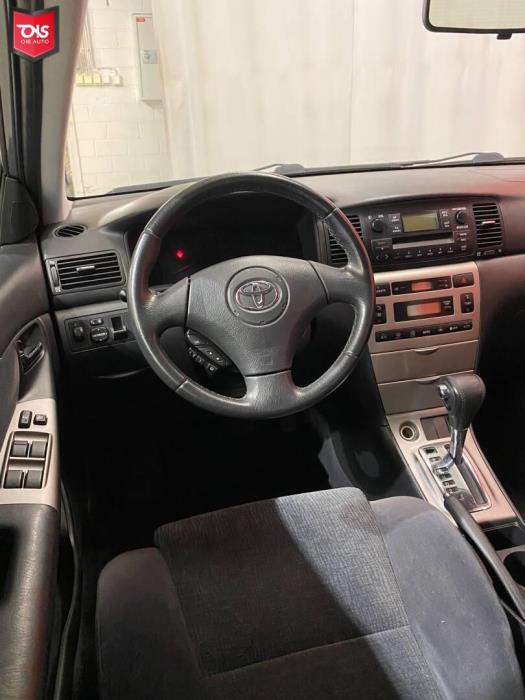 TOYOTA Corolla 2004