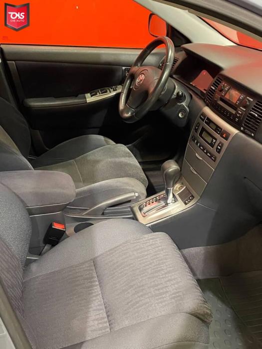 TOYOTA Corolla 2004