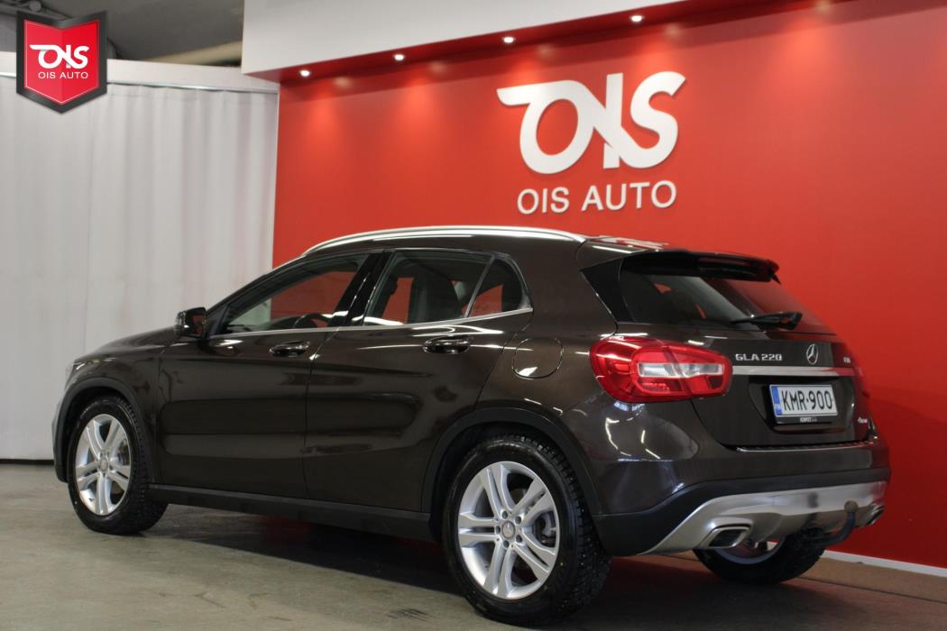 MERCEDES-BENZ GLA 2014