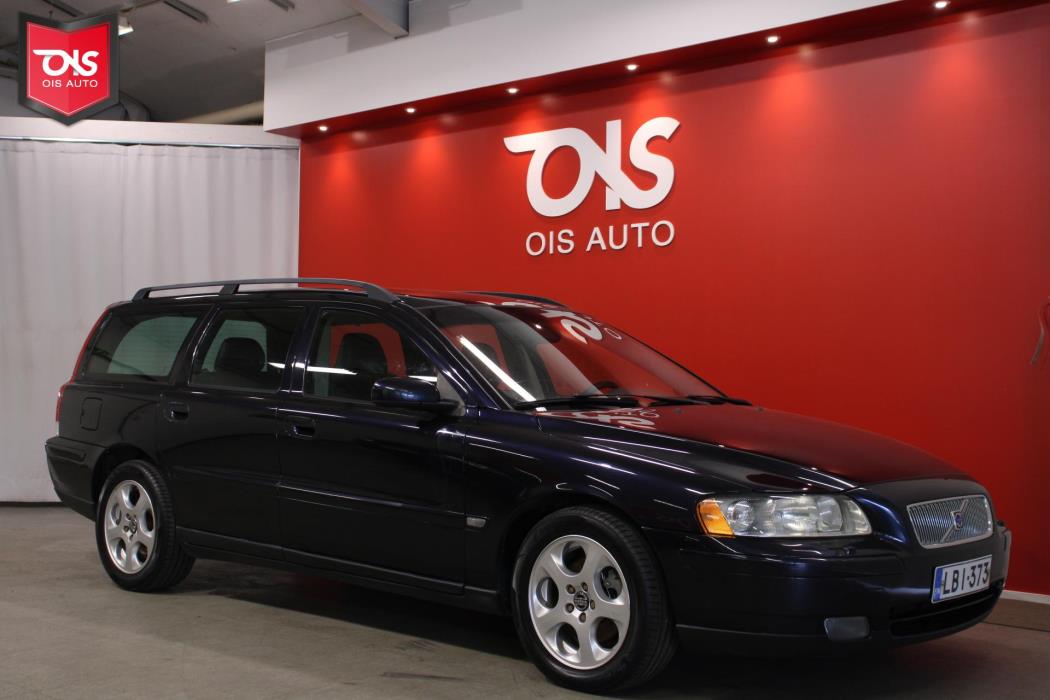 VOLVO V70 2004