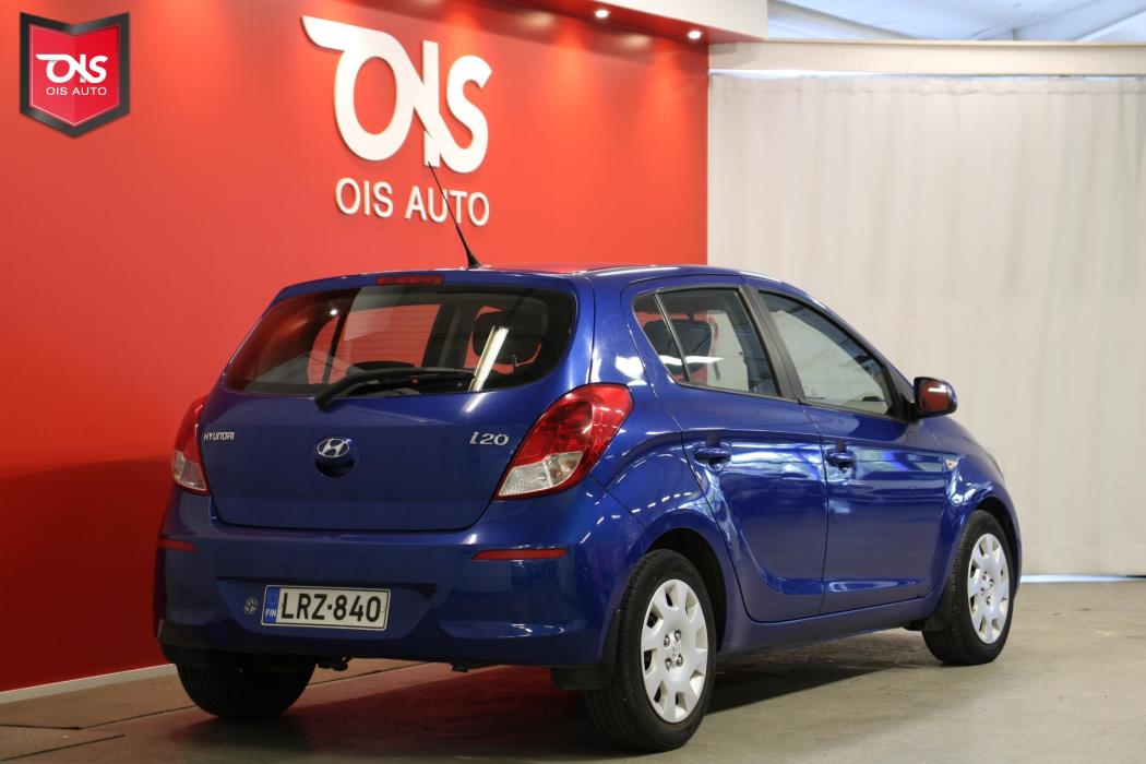 HYUNDAI i20 2013
