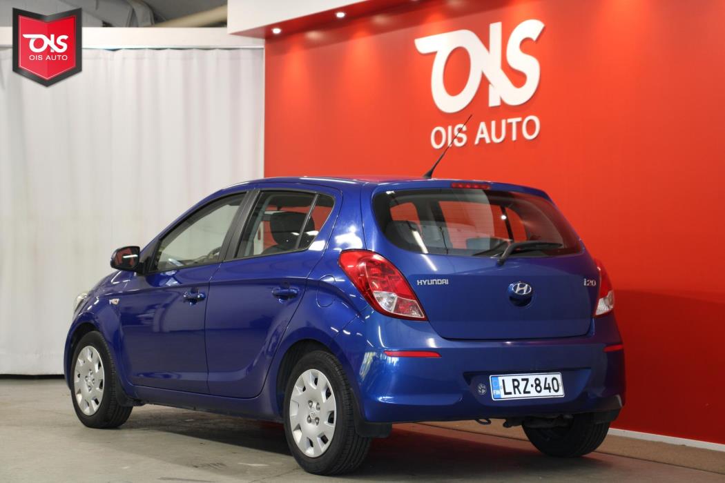 HYUNDAI i20 2013