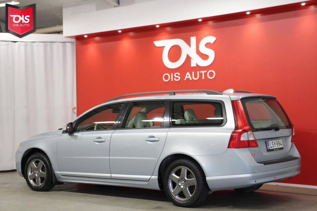VOLVO V70 2008