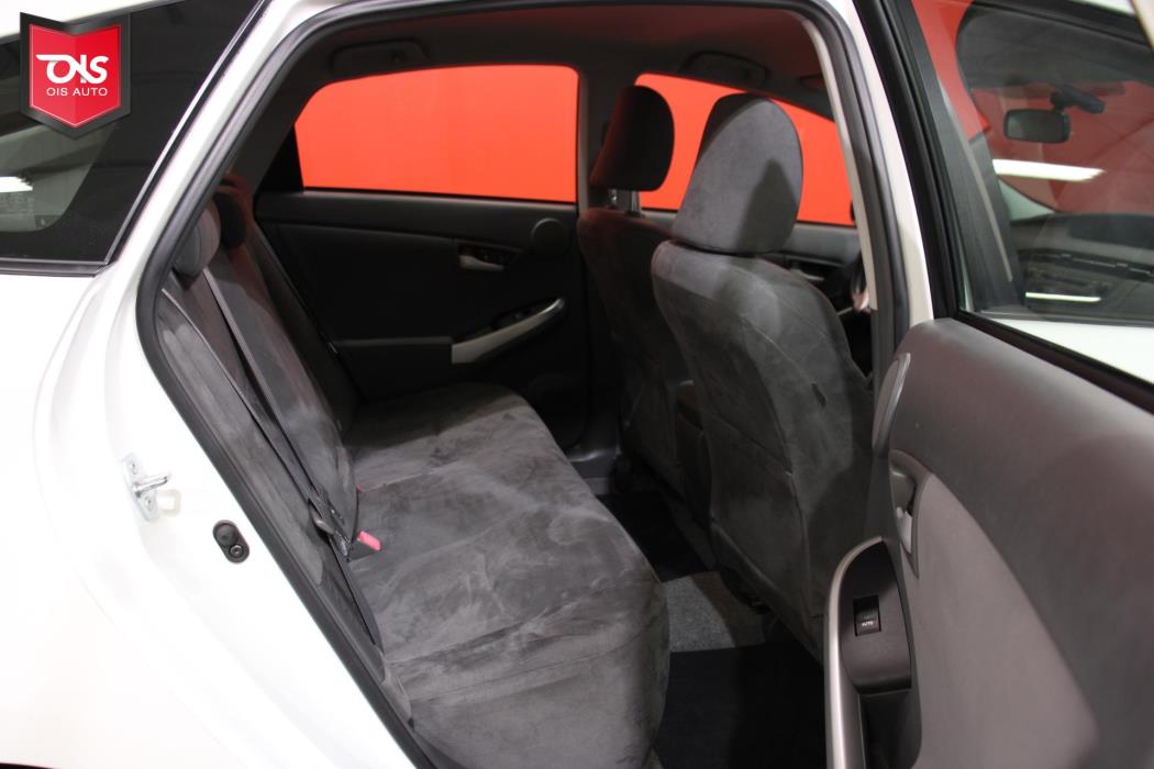 TOYOTA Prius 2010