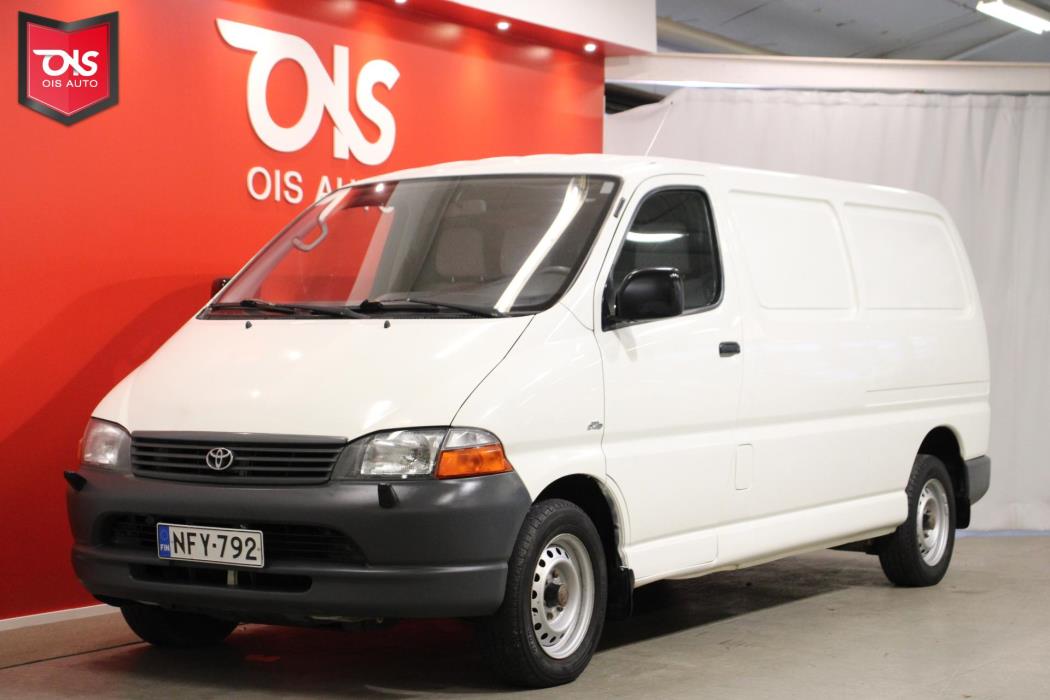 TOYOTA Hiace 2004
