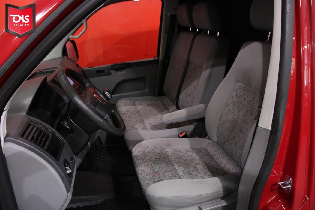 VOLKSWAGEN Transporter 2005