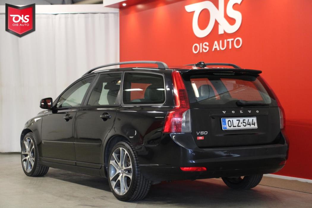 VOLVO V50 2010