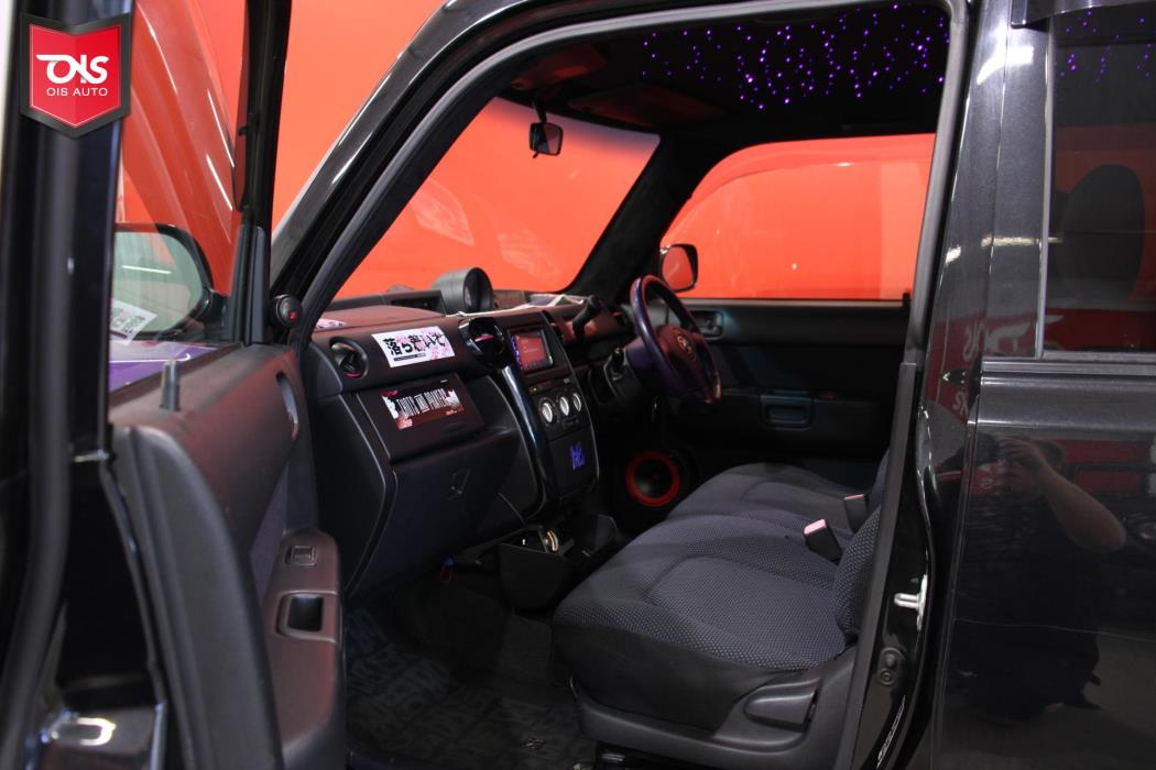 TOYOTA BB 2000