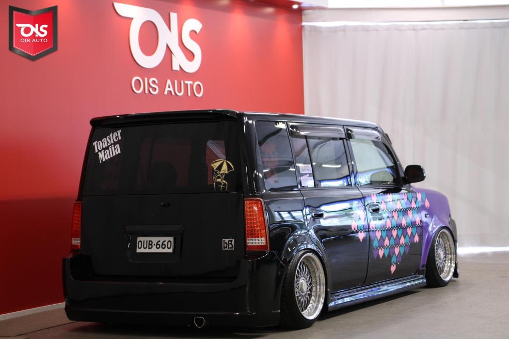 TOYOTA BB 2000