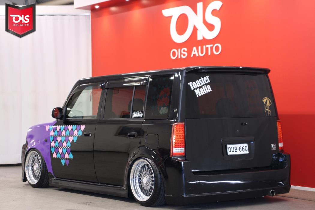 TOYOTA BB 2000