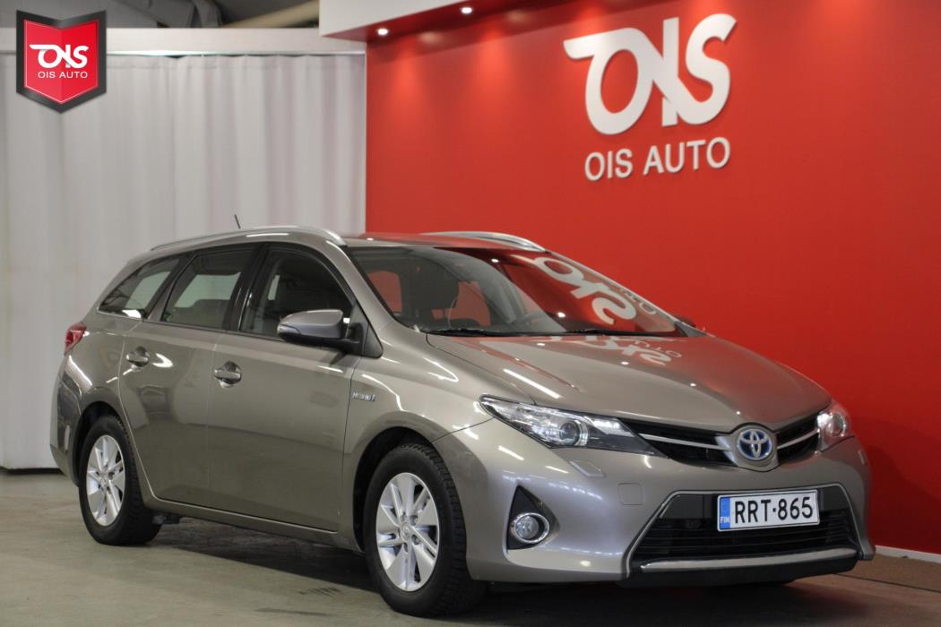 TOYOTA Auris 2013